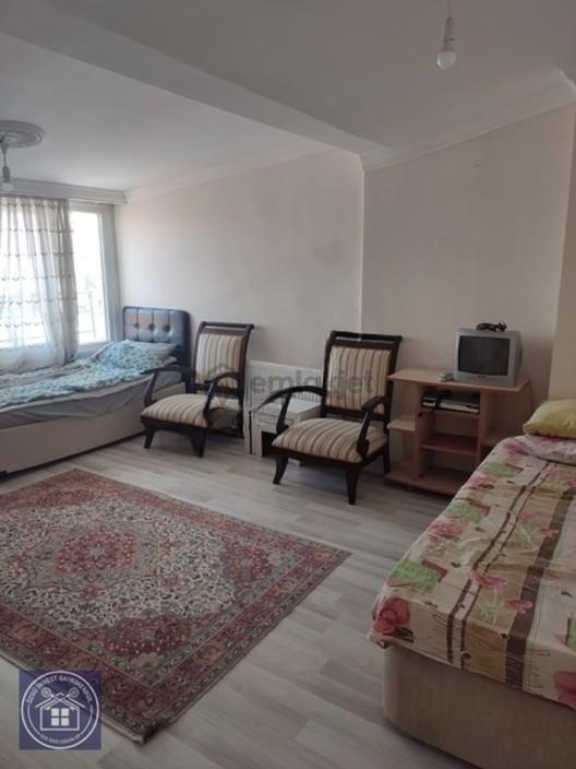 Alipaşa Mah.de 1+1 Eşyalı Kiralık Daire