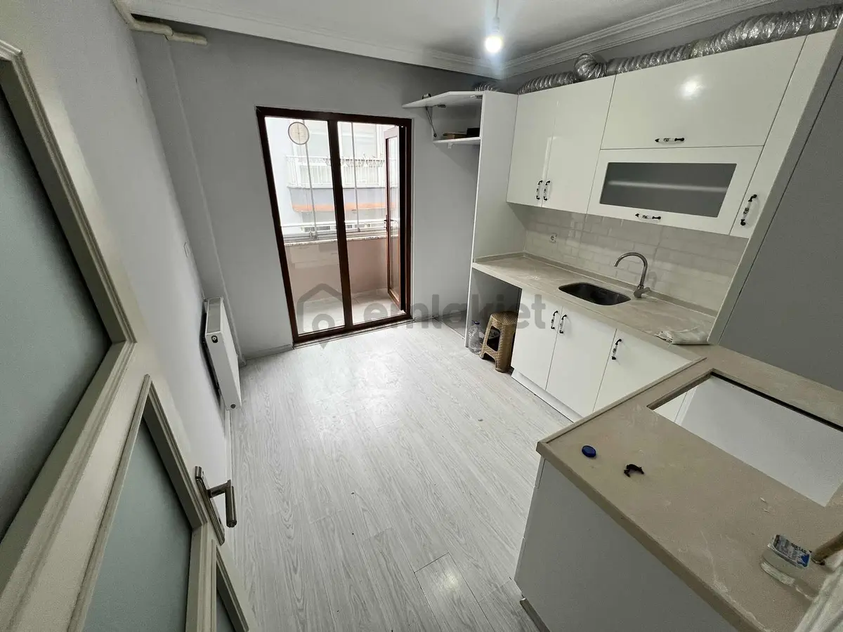 Topaloğlundan Akçaabatta Kiralık 3+1 Daire - 11