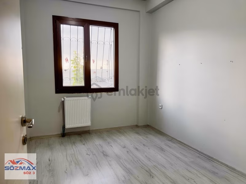 Yeşilyurt İldemde Hobi Bahçeli Geniş 3+1 Kiralık Daire - 16