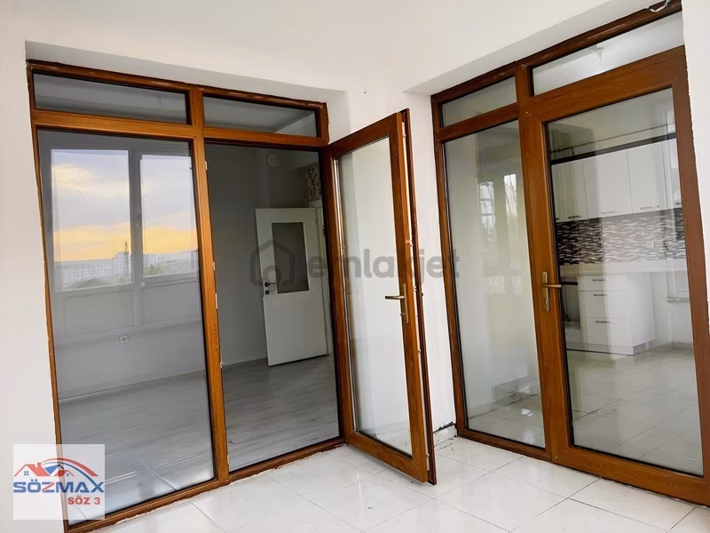 Yeşilyurt İldemde Hobi Bahçeli Geniş 3+1 Kiralık Daire - 7