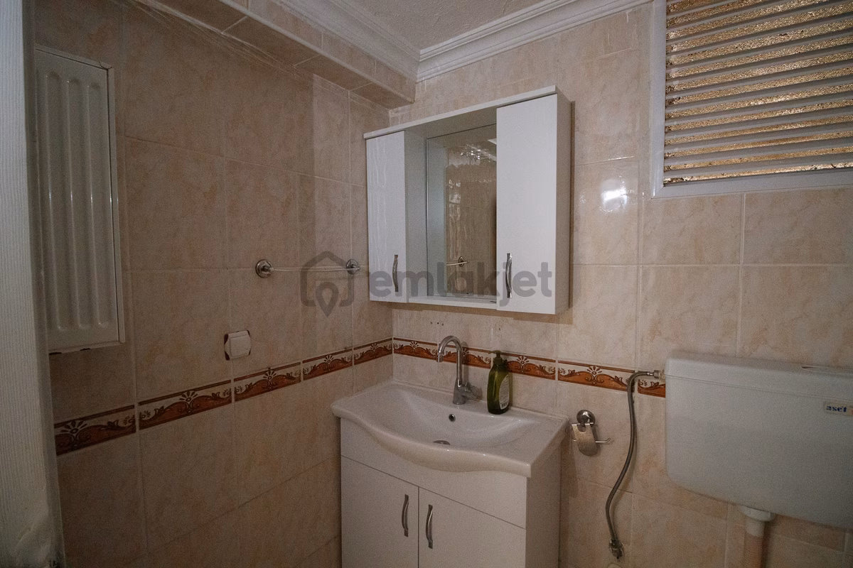 Bahçelievler 3+1 Kiralık Daire - 10