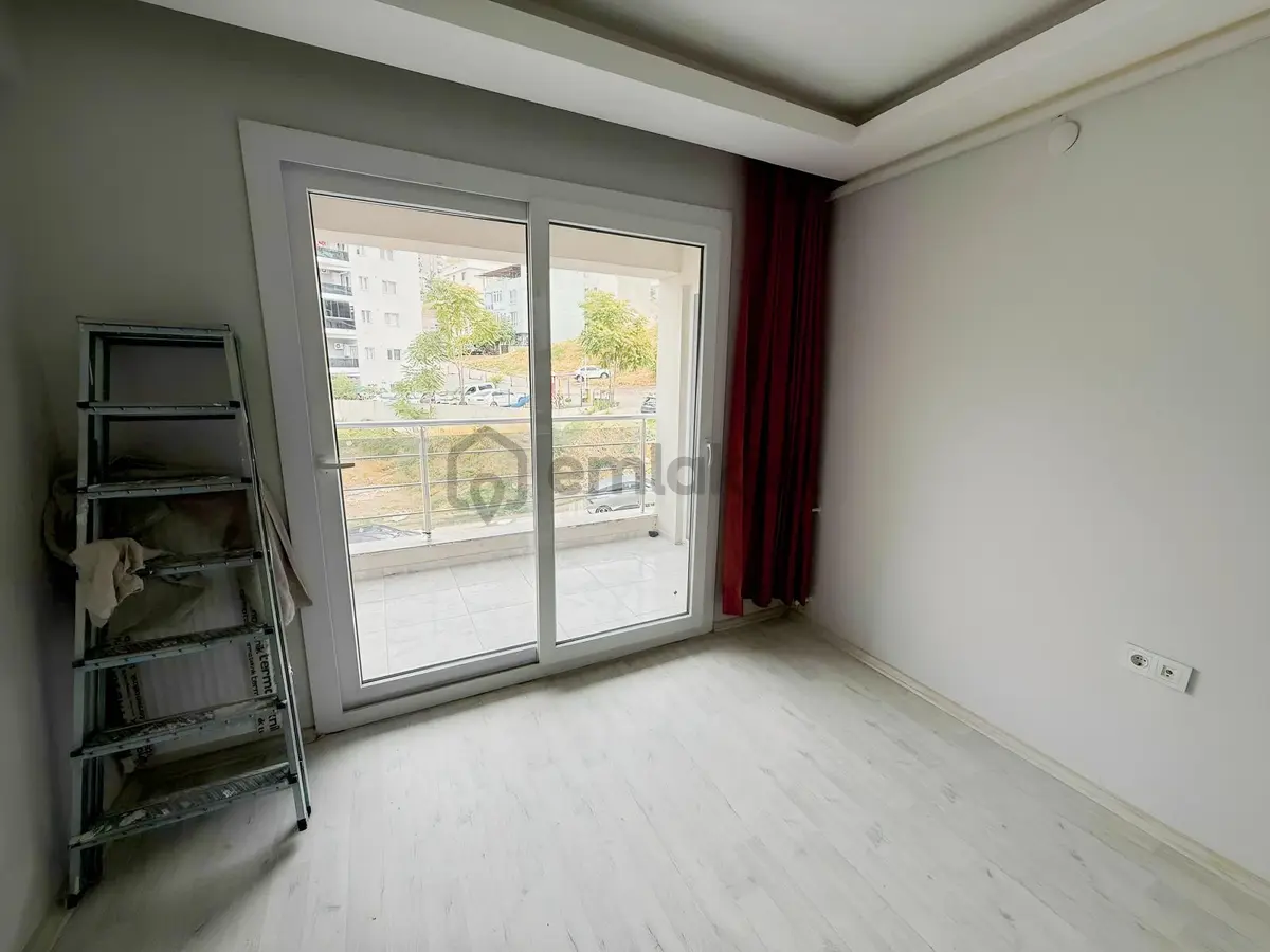 Ulukentte 1+1 Geniş Kiralık Daire - 13