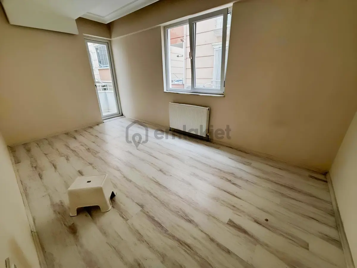 Geniş 3+1 Kiralık Daire Barbaros Mahallesinde - 17