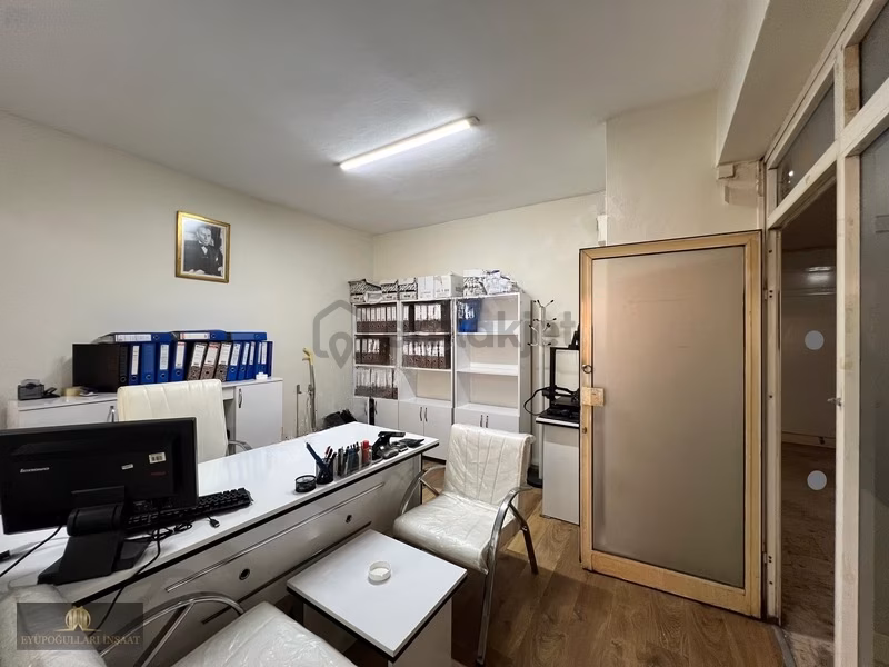 B.paşa Demirkapı Cad. Üzerinde Yatırımlık 33 M2 Ofis - 5