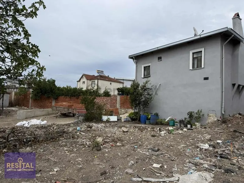 Esence'de Köyiçi İmarlı Arsalar - 13
