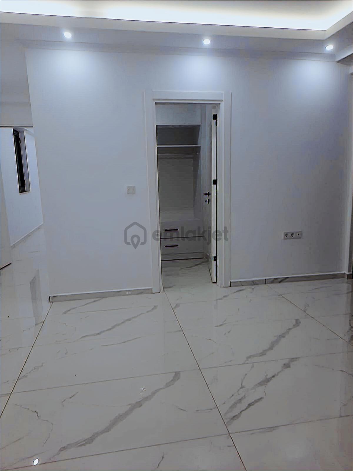 Eldirek Çamköy Mahallesi Lüks 5+1 Villa Acilllll - 33