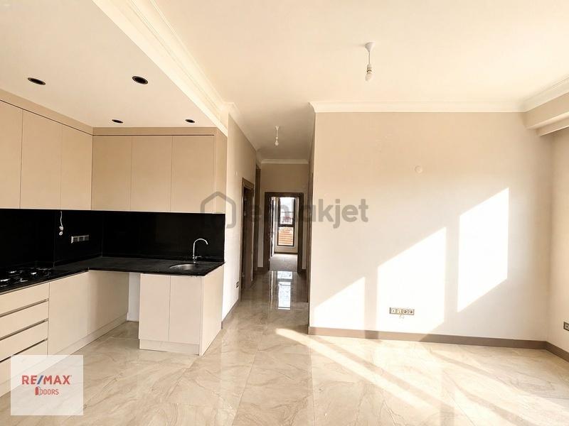 Döşemealtı'nda Sıfır Ebeveyn Banyolu Kiralık 2+1 Daire - 6