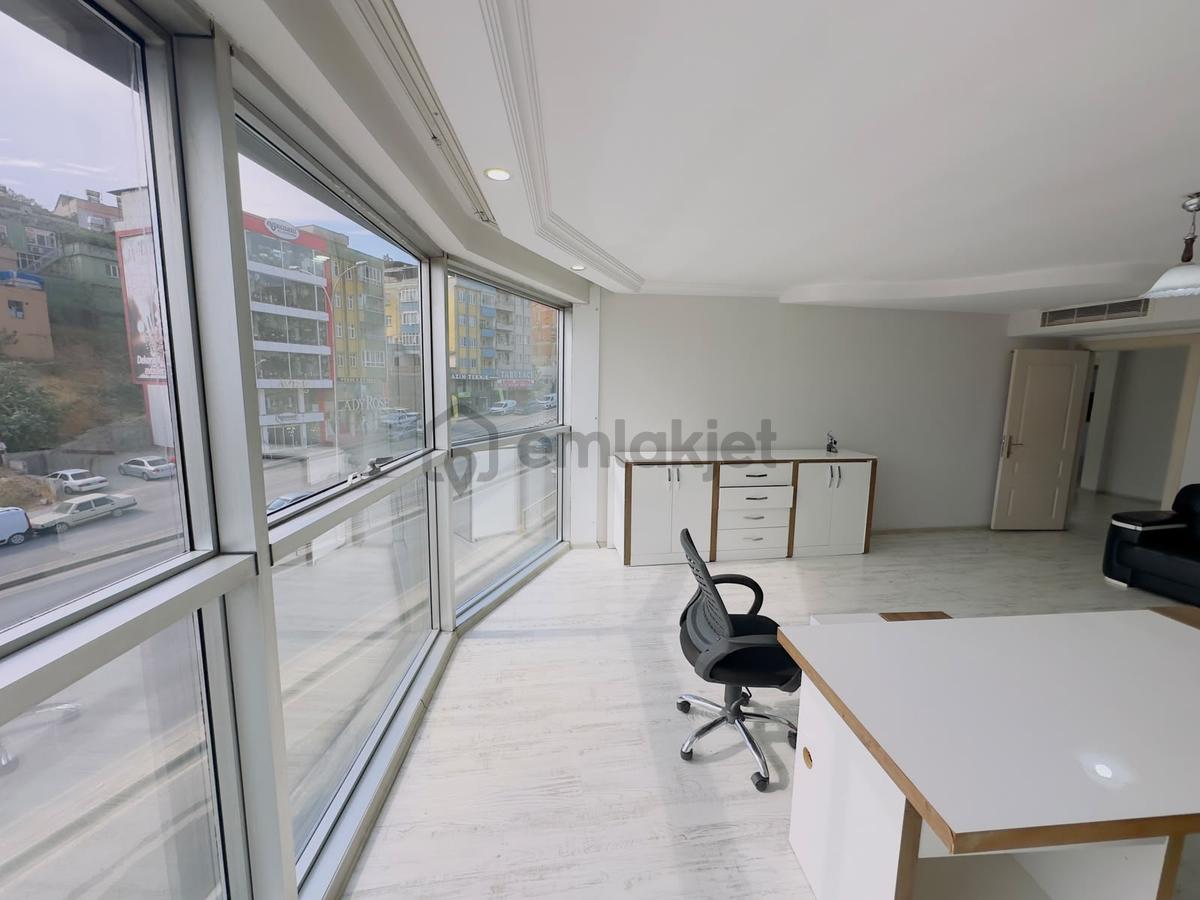 Amazon'dan Şekerdere Tatlıpark Cadde Üzerinde 4+0 Ofis!!!! - 4