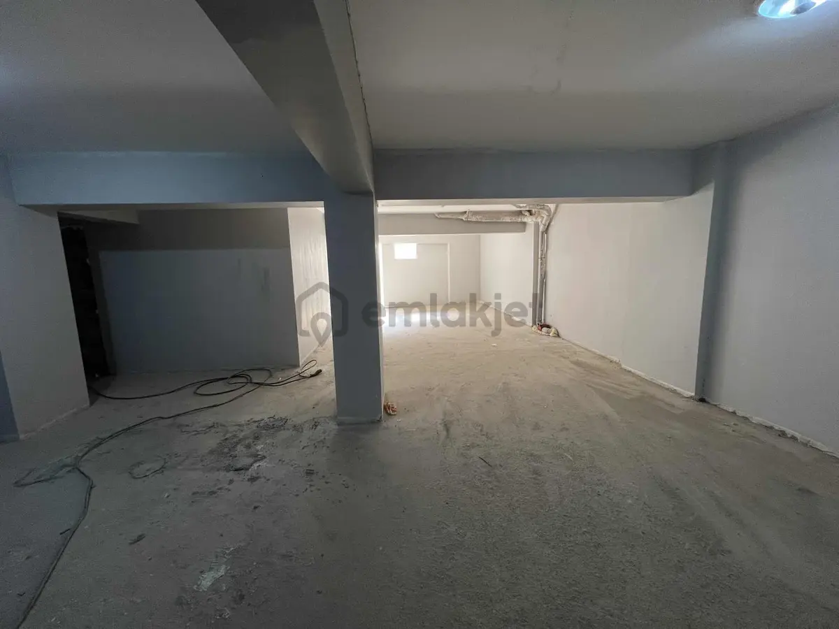Güzel Ve Büyük Depo - 15