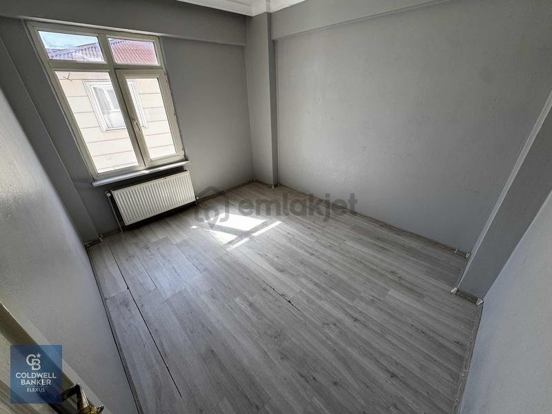 Cb Elexus'dan Donanma'da 3+1 Çatı Katı Kiralık Düz Daire - 8
