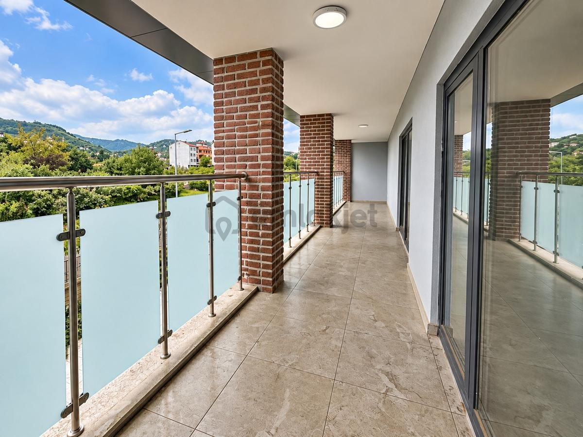 Century 21'den Galericiler Sitesi'nde Satılık İş Yeri! - 27