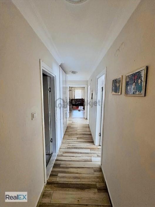 3+1 Geniş Havuzlu Yazlık Daire- Realex - 24