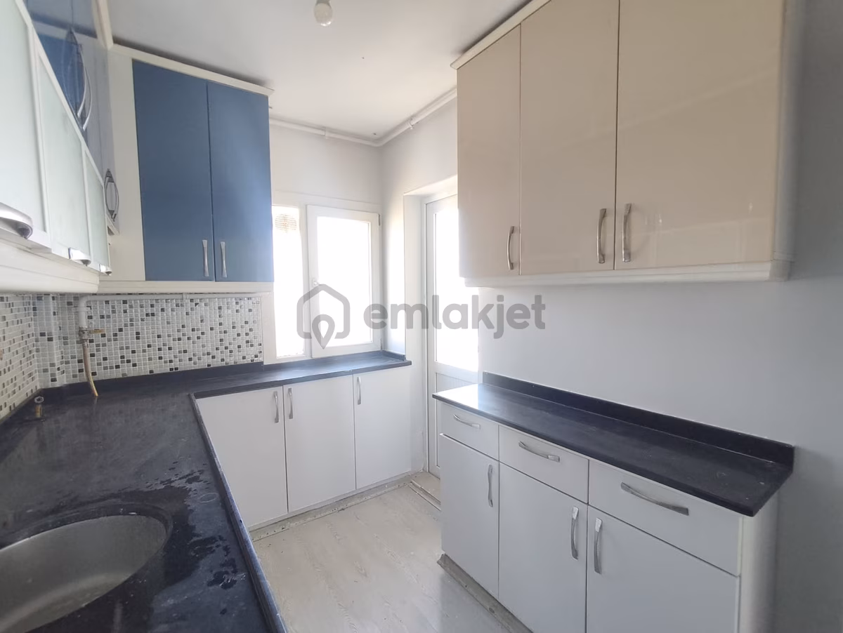 100.yılda,8.kat,doğalgazlı,parkeli Kiralık Daire - 5