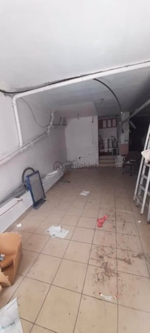 Özer Emlakdan Kiralık Dükkan - 8