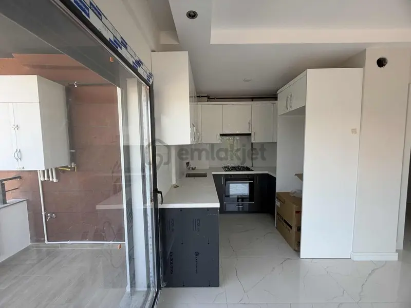 Menderes Barbaros Mahallesinde Kiralık 2+1 - 16
