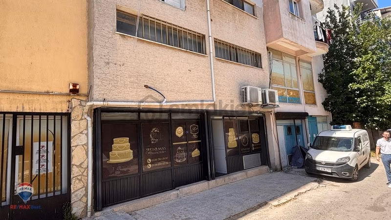 30 Buca'da Kıracılı 130 M2 Satılık Dükkan - 5