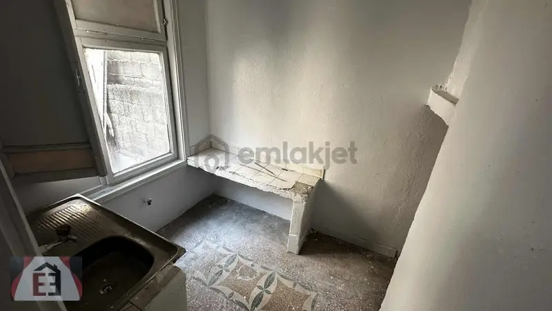 Korutürk Caddesinde Makul 2+1 Kiralık Daire - 10