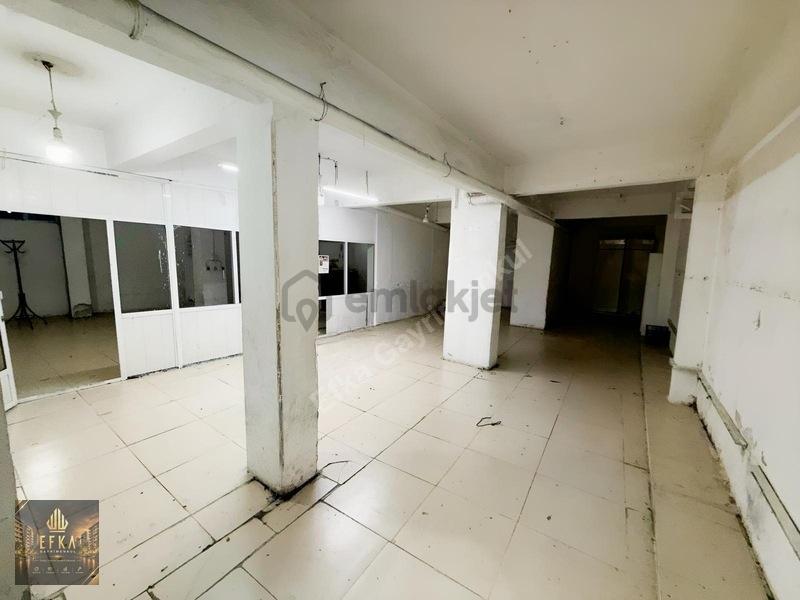 Yenibosna'da Kiralık 180m² İşyeri - 14
