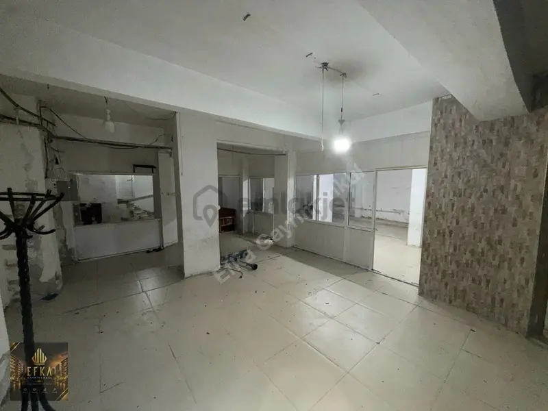 Yenibosna'da Kiralık 180m² İşyeri - 7