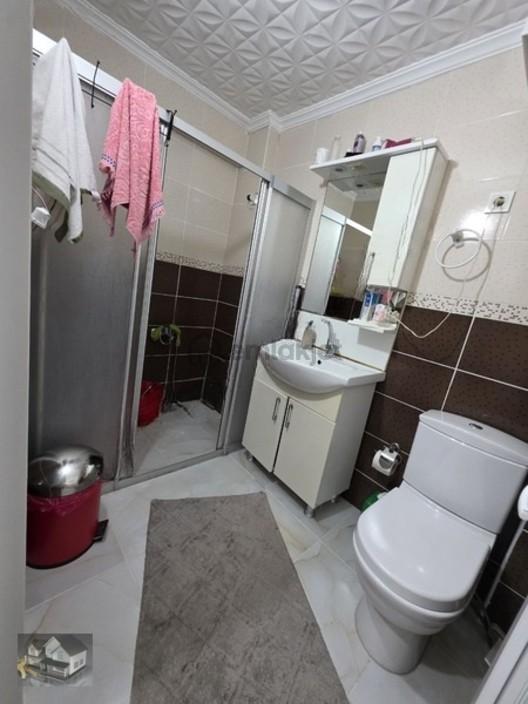 Eyüp İslambey Caddesi Üzerinde Satılık 1.kat 2+1 Satılık Daire - 14