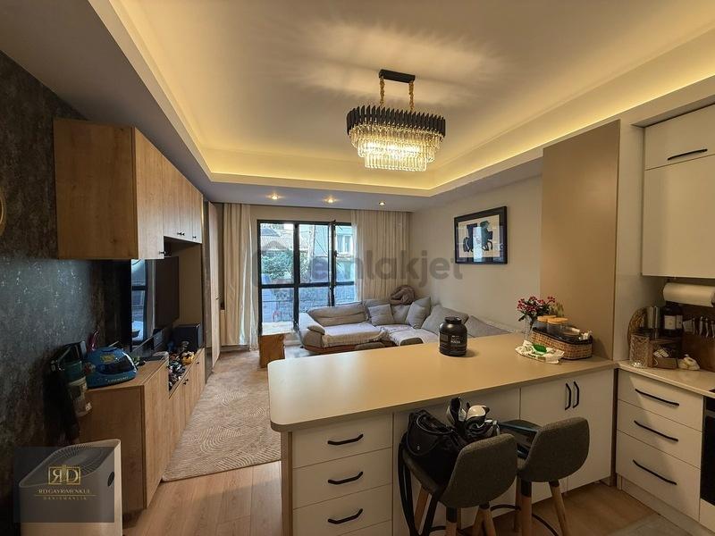 Rd'den Site İçersinde 1+1 Merkezi Konumda Ferah Daire - 4