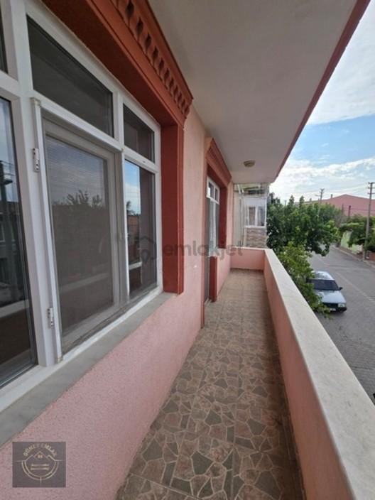 Ezine Camikebir Mahallesinde 2+1 Kiralık Daire - 19