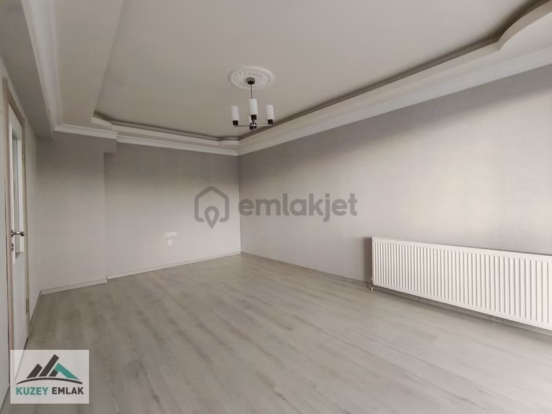 Merkezi Lokasyonda Asansörlü 3+1 Satılık Daire - 11