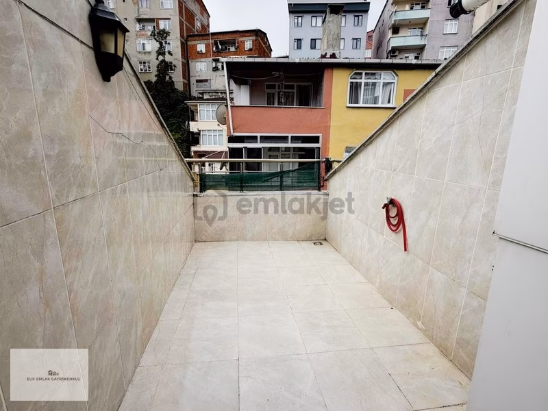 Kağıthane Talatpaşa Kiralık Teraslı 1 + 1 - 11