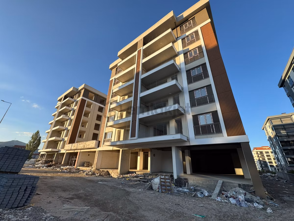 Isparta Zafer Mahallesin'de 3+1 Satılık Daire - 34