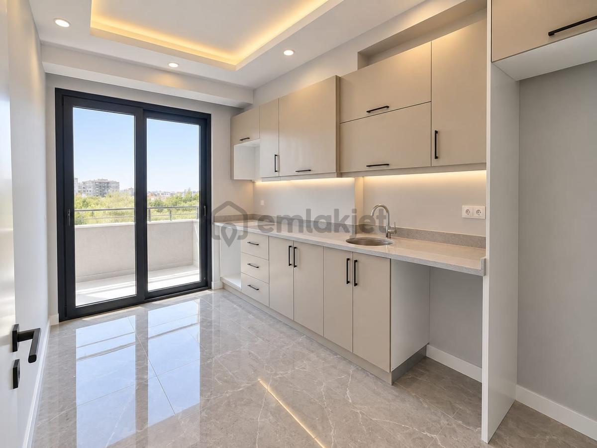 Monarch'tan Marina'ya Komşu 2+1 Sıfır Daire - 2