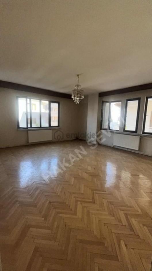 Vadi Maldiadan Kanalboyunda Mado Üstü 3+1 Kiralık Daire - 3