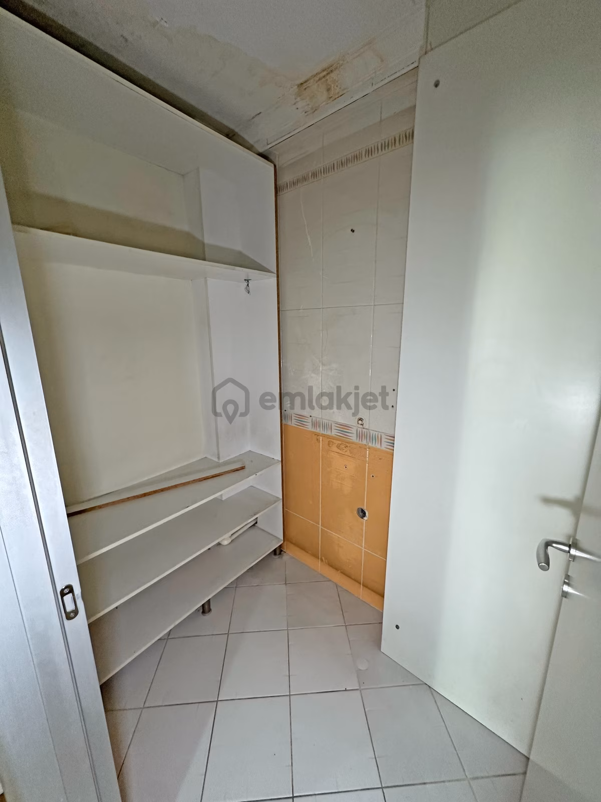 19 Mayıs Mahallesi Çiftlik Caddesinde Satılık 3+1 Daire - 18