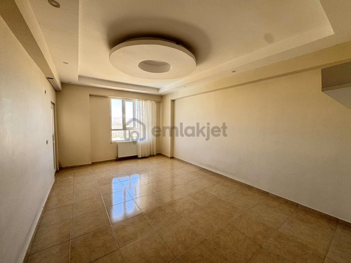 Liderden Muhteşem Kale Manzaralı 220m2 4+1 - 13