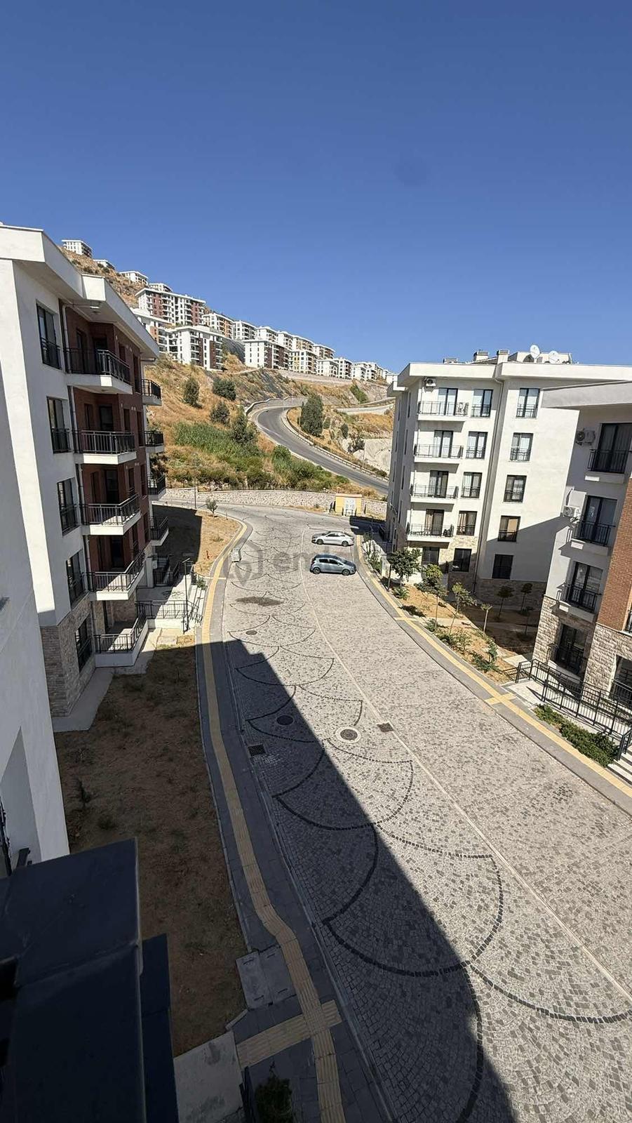 Toki Bayraklı 2.etap'ta 3+1 Lüks Kiralık Daire - 9