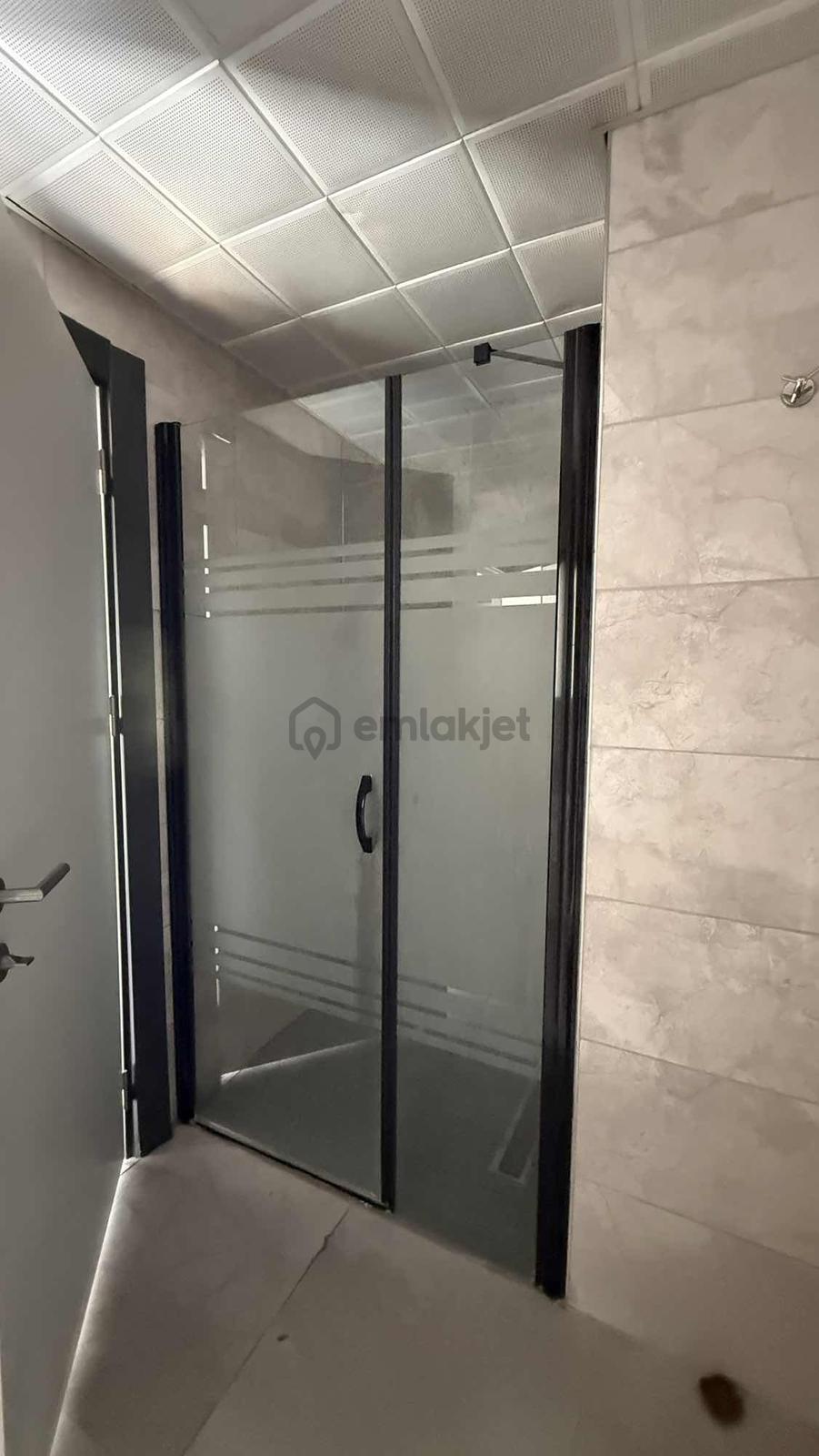 Toki Bayraklı 2.etap'ta 3+1 Lüks Kiralık Daire - 28