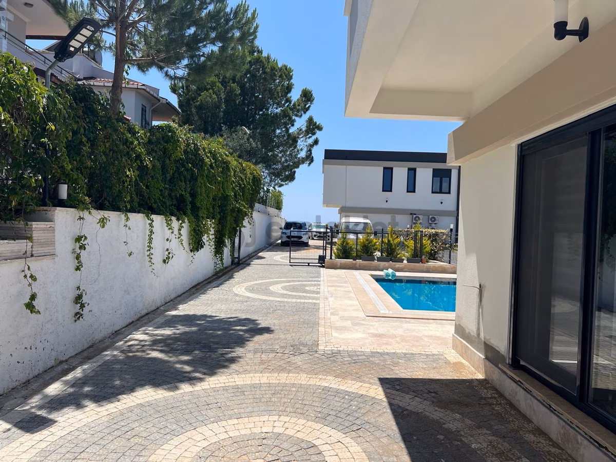 Denize Yakın Satılık Müstakil Villa - 3