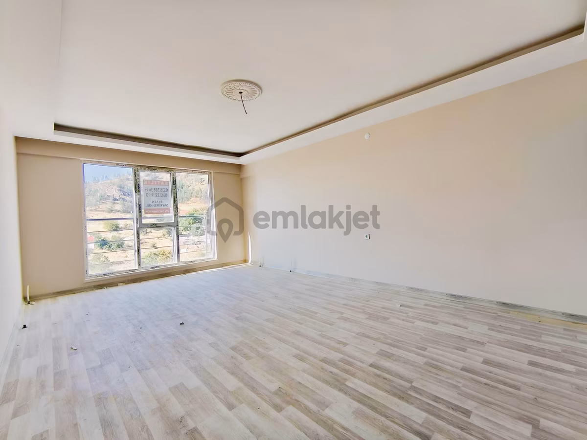 Eksen'den Manzaralı Ön Cephe 1. Kat 3+1 Satılık Sıfır Daire - 11