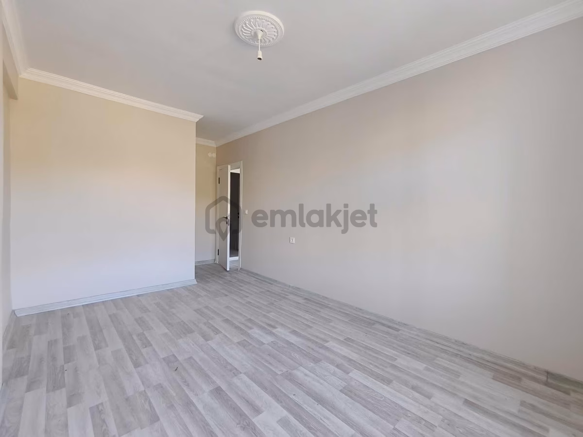 Eksen'den Manzaralı Ön Cephe 1. Kat 3+1 Satılık Sıfır Daire - 23