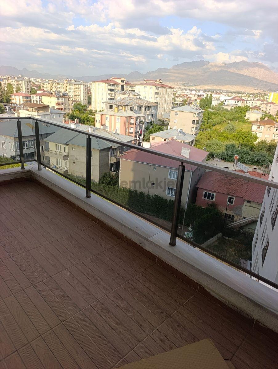 Satılık 3+1 Arakat Daire Cadde Üstü Pegout Bayi Karşısı - 33