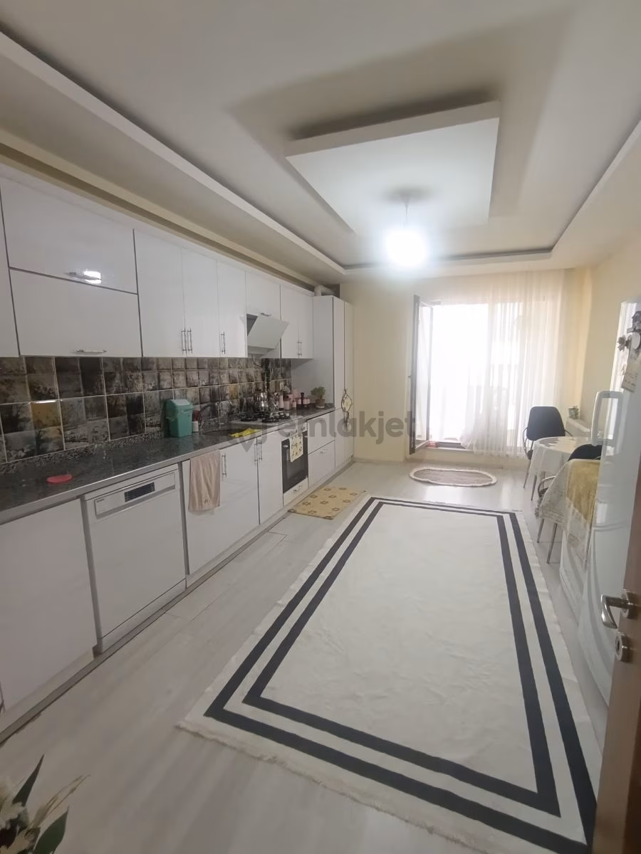 Satılık 3+1 Arakat Daire Cadde Üstü Pegout Bayi Karşısı - 8