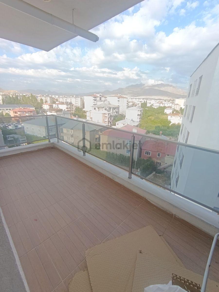 Satılık 3+1 Arakat Daire Cadde Üstü Pegout Bayi Karşısı - 25