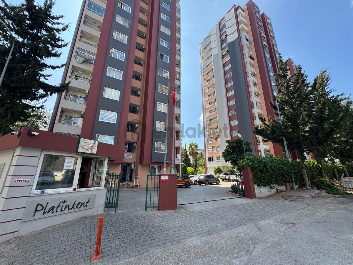 Toros Mahallesi'nde Geniş Balkonlu Kiralık 4+1 Daire - 2