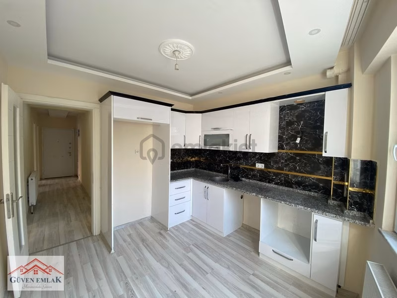 Yıldıztepe Mahallesin De Köşe Başı Satılık 2+1 Daire ! ! ! - 6