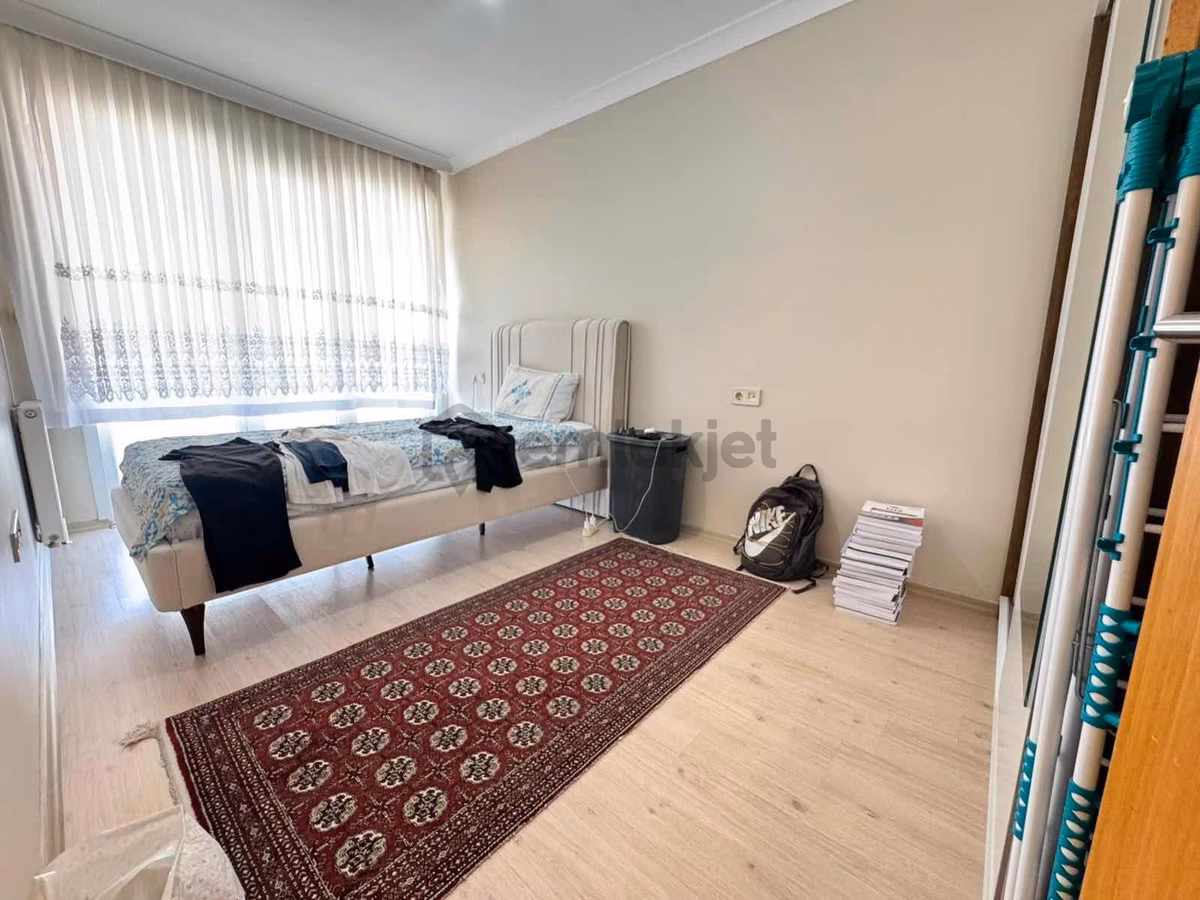 Maltepe Zümrütevlerde Marmaroom Site İçerisinde 1+1 8. Kat - 11