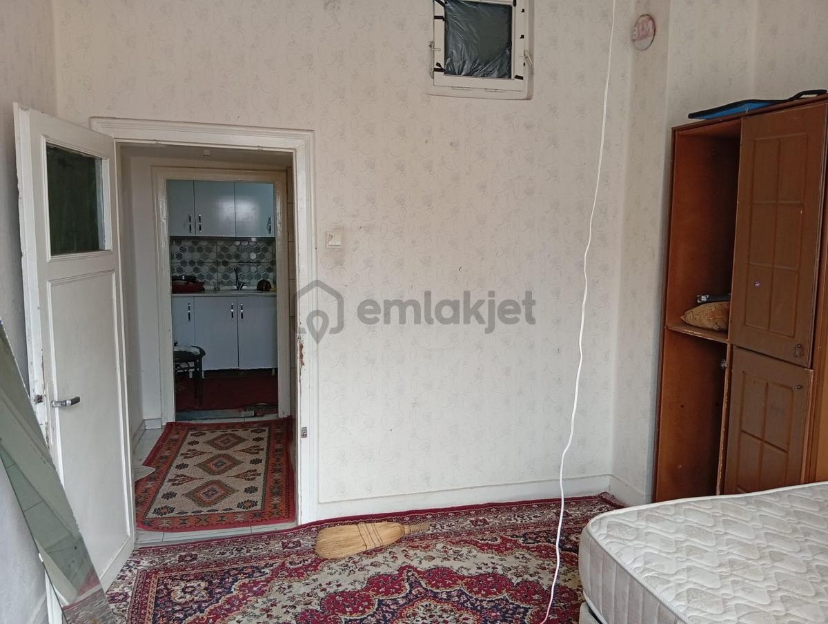 Hastane Caddesinde Satlık Daire - 2