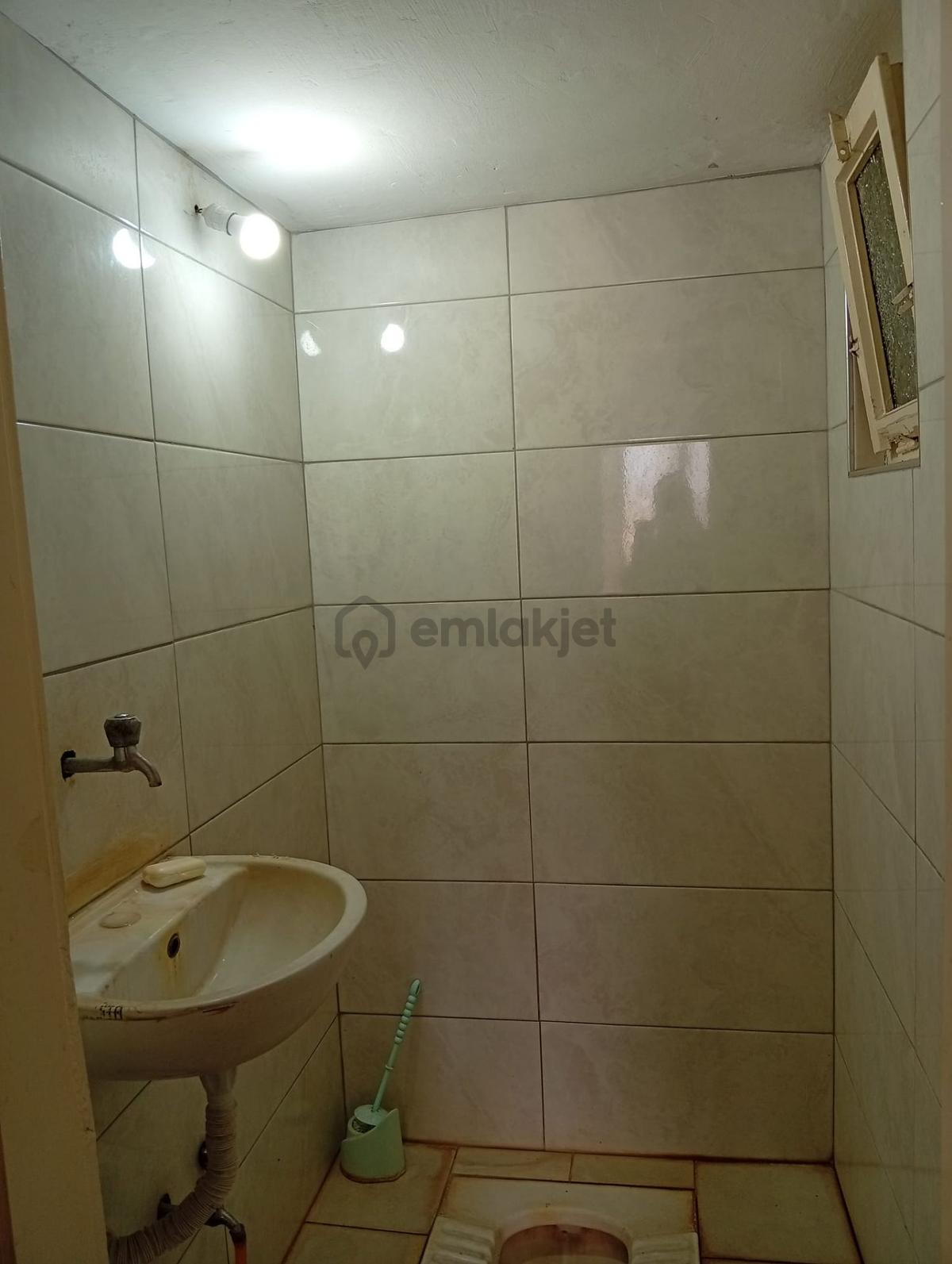 Hastane Caddesinde Satlık Daire - 7