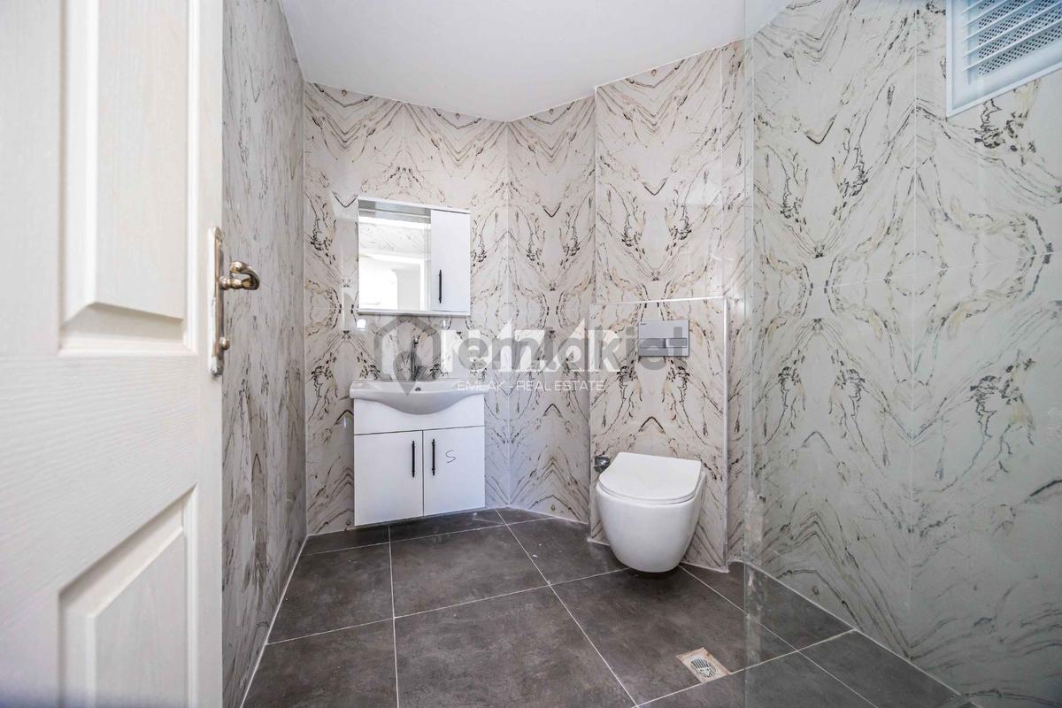Alanya Cikcilli’de Satılık 4+1 Dubleks Daire - 200 M2 - 21