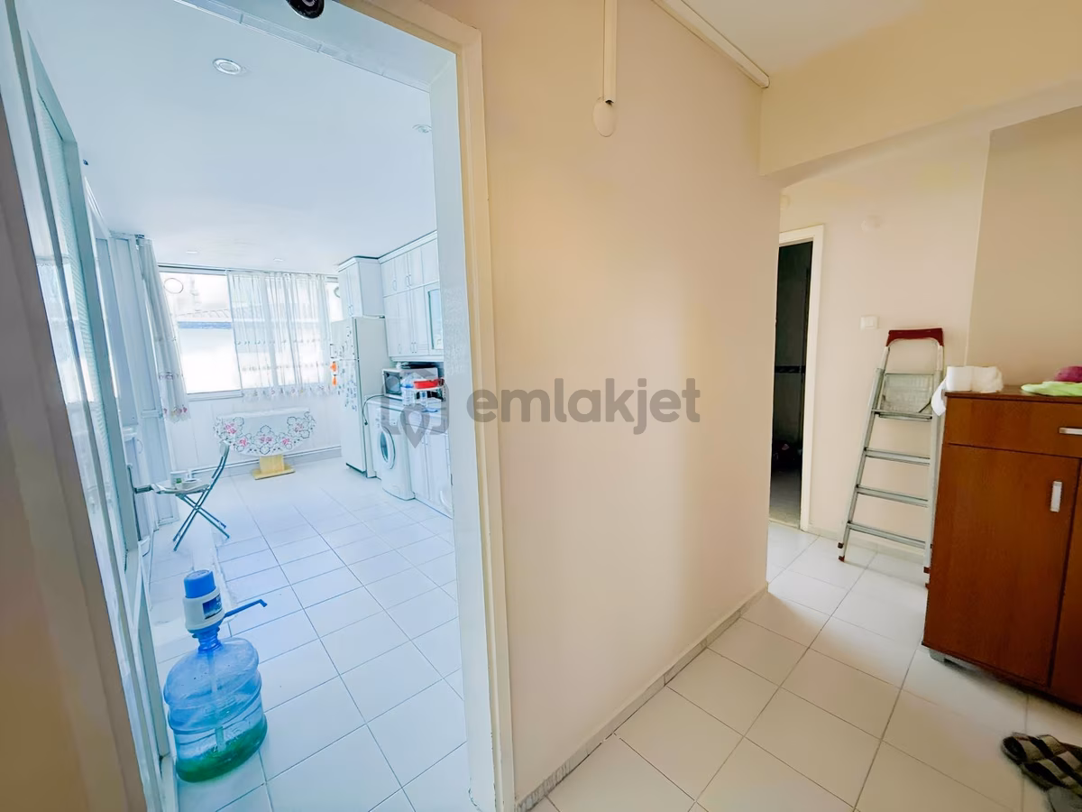 Bornova Merkezde 3+1 Eşyalı Kiralık Daire - 7