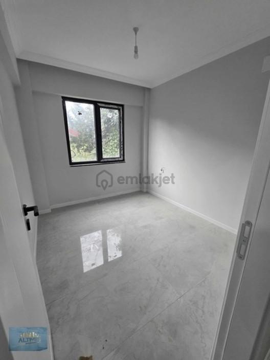 Müstakil Tadında Giriş Kat İskanlı 2 + 1 Daire - 10