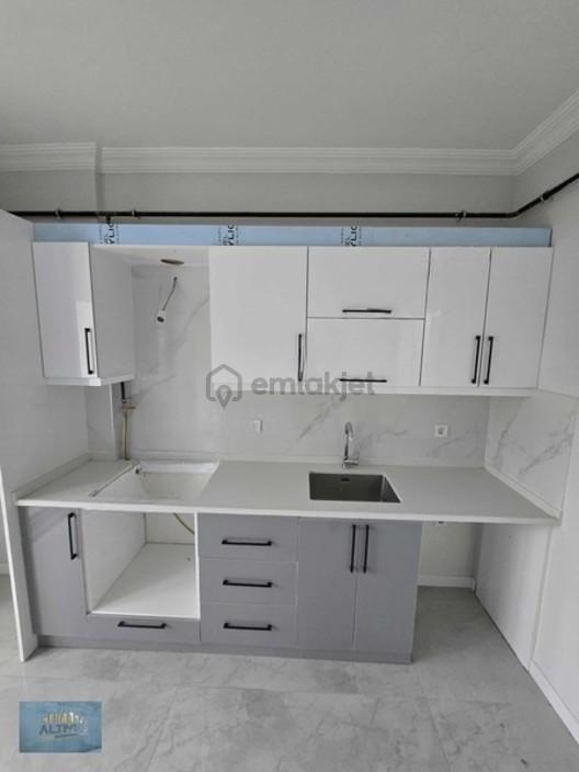 Müstakil Tadında Giriş Kat İskanlı 2 + 1 Daire - 6